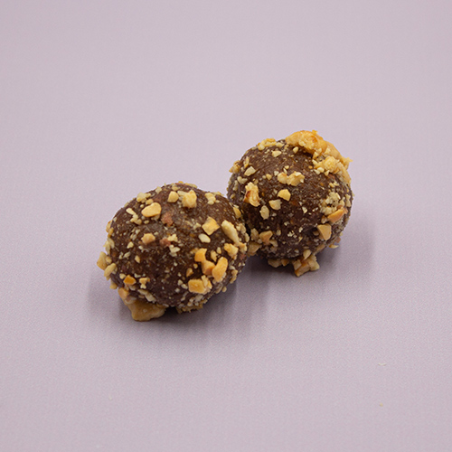 Raw Peanuts Balls